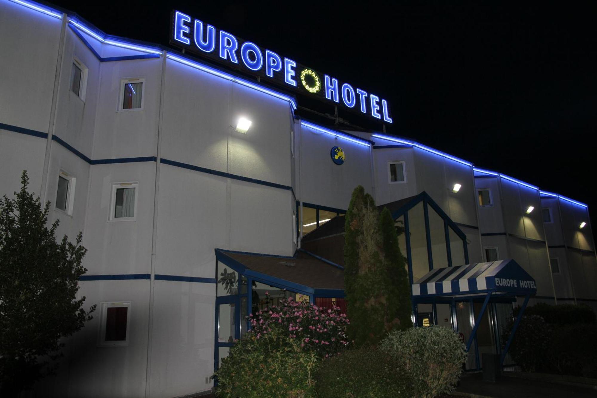 Europe Hotel Варен Возел Екстериор снимка